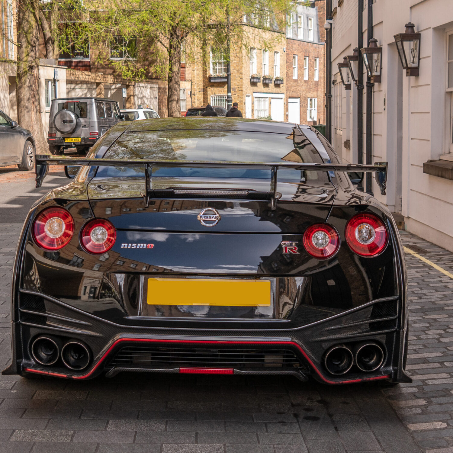 LuxurycarLondonApril11PistonAddict_0497-scaled